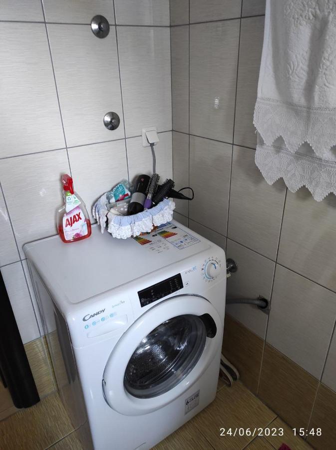 Annashouse Apartment Néa Péramos Bagian luar foto